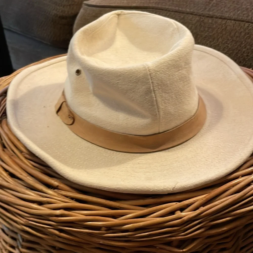 Vintage Banana Republic Cream Canvas Safari Hat - Picture 3 of 6